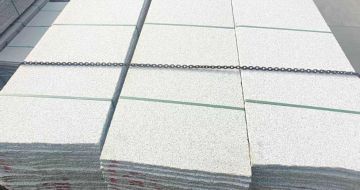 平凉芝麻白毛板，石材毛板