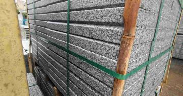 平凉芝麻白楼梯踏步室外