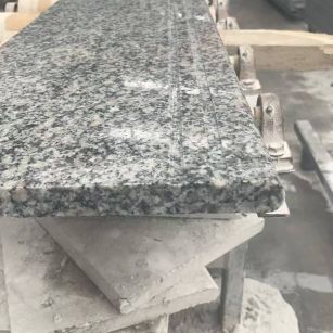 平凉芝麻白楼梯踏步 芙蓉白