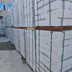 平凉芝麻白路牙石，路侧石