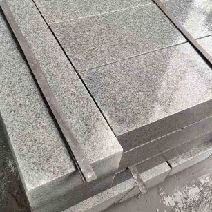 平凉芝麻灰 芝麻白 路牙石 路侧石 马路牙子