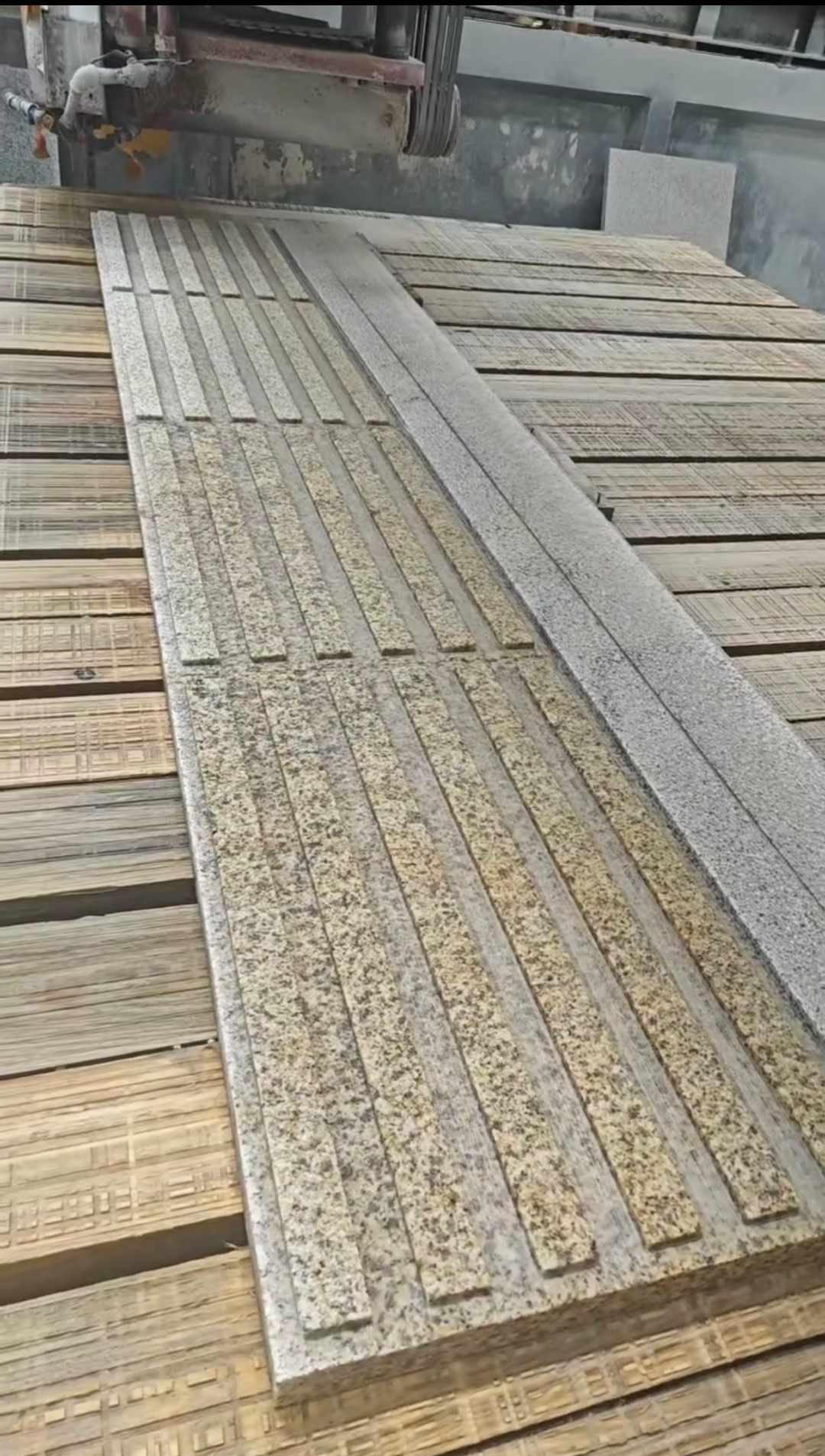 平凉黄金麻盲道石 盲条