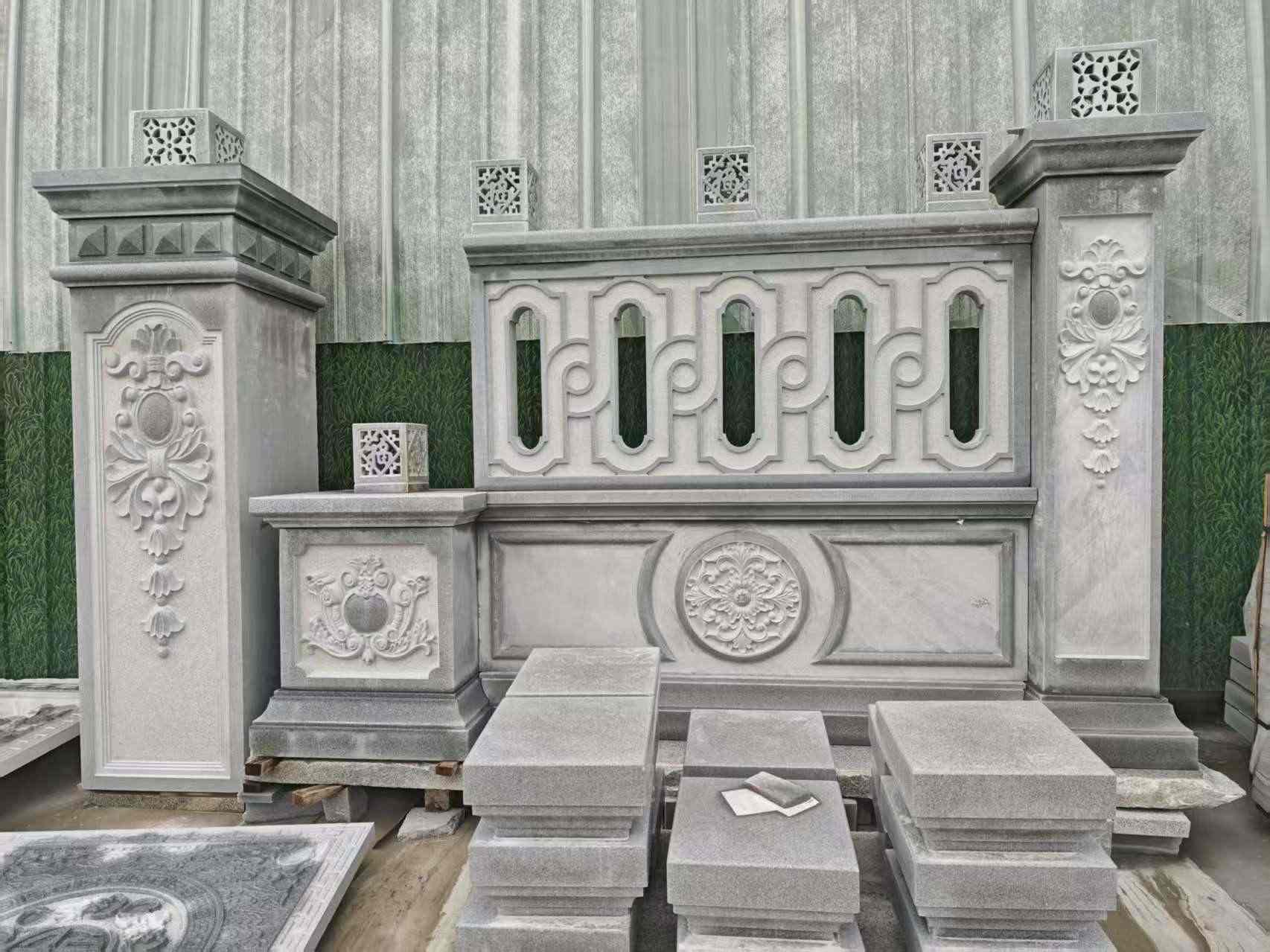 平凉芝麻灰异形别墅门头